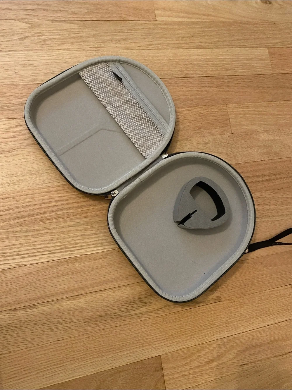 Sony Matte Black Over-Ear Headphones with Cushioned Ear Pads with case
